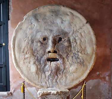 Bocca della Verità vicino Martin Bistrò Roma
