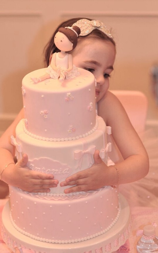 Lovely Cakes Custom Wedding & Celebration Cakes CT, Westchester NY