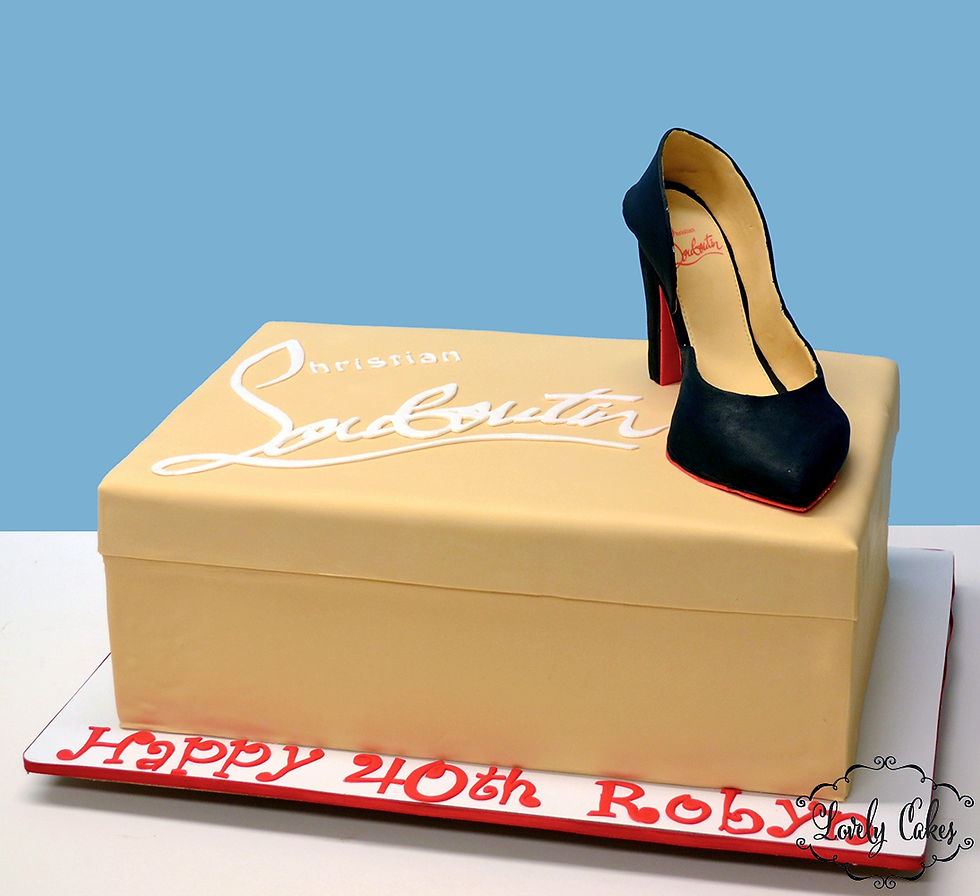 H34 - Christian Louboutin shoe cake