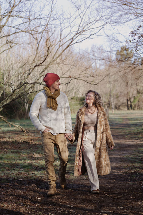 Séance photo coiple en Gironde par Brigitte M Photography - style naturel et bohème