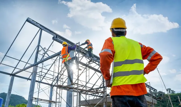 Smart Helmets and 3D Printing: The High-Tech Tools Transforming Construction Sites