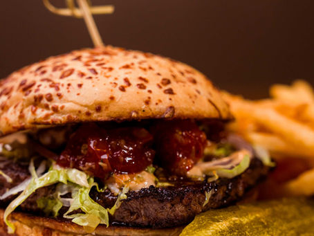 Lunch in Style at Engine Room Pub & Bistro