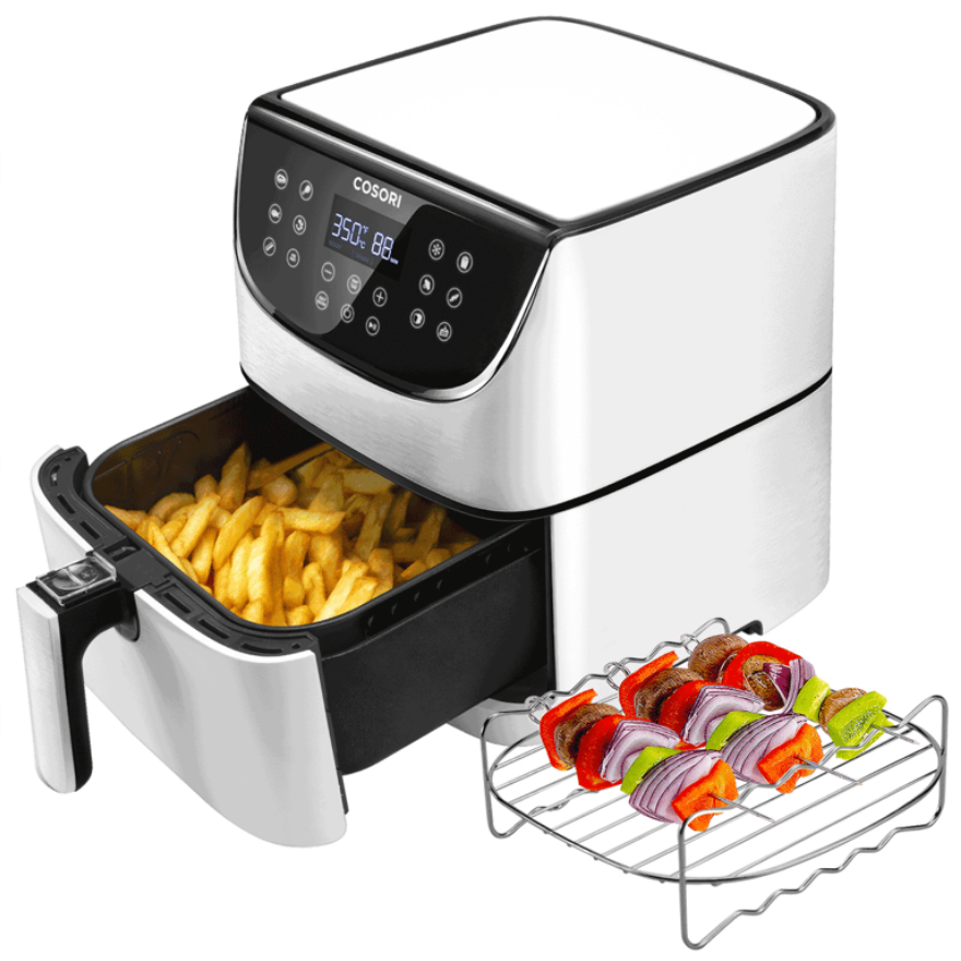Friteuse à air avec frites et brochettes