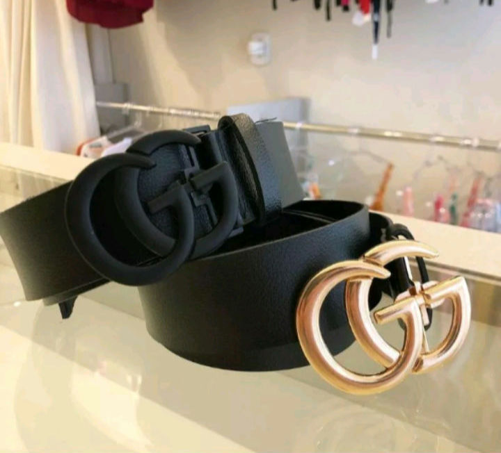 Cinto DG preto✨✨ Optar por um acessório no seu look ✨✨ 