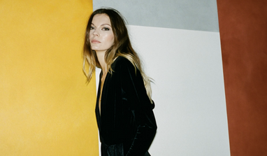 Rosie Lowe - "So Human"