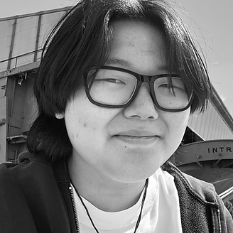 bio pic lou.png