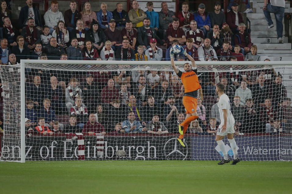 Galerie Fussballspieler Yanick Brecher 