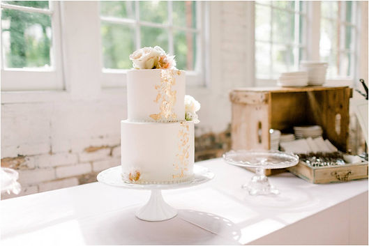 cake gold 2 tier lace.jpg