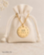 médaille collier pendentif personnalisé gravé cadeau maman baptême anniversaire communion