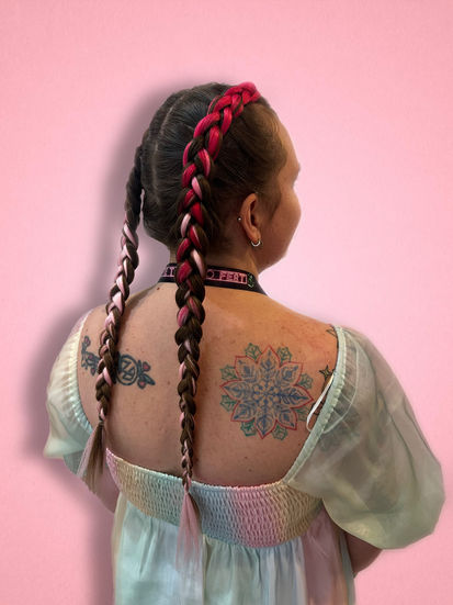 Facetune_18-02-2025-10-02-08