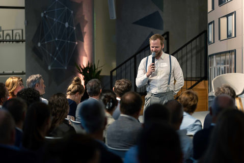 Benedikt_Scholler_ESG_HolzBau_Konferenz.jpg