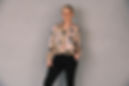 Silvia Schmidt zeigt mit Head Reset ihre Arbeit als Coach, Moderatorin und Speakerin und inspiriert Menschen mit klaren Impulsen.