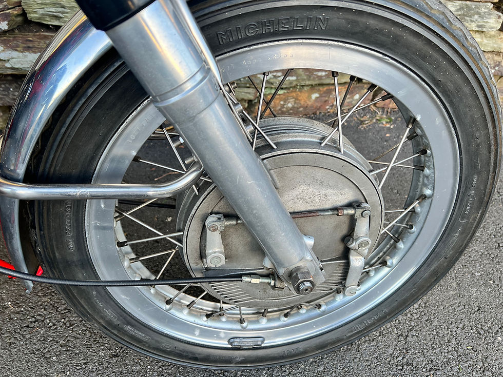 Thumbnail: 1973 MOTO GUZZI V11 SPORT