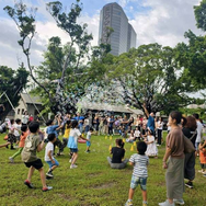 高雄最夯的公園在這裡 有露天電影、街頭音樂及泡泡奇蹟