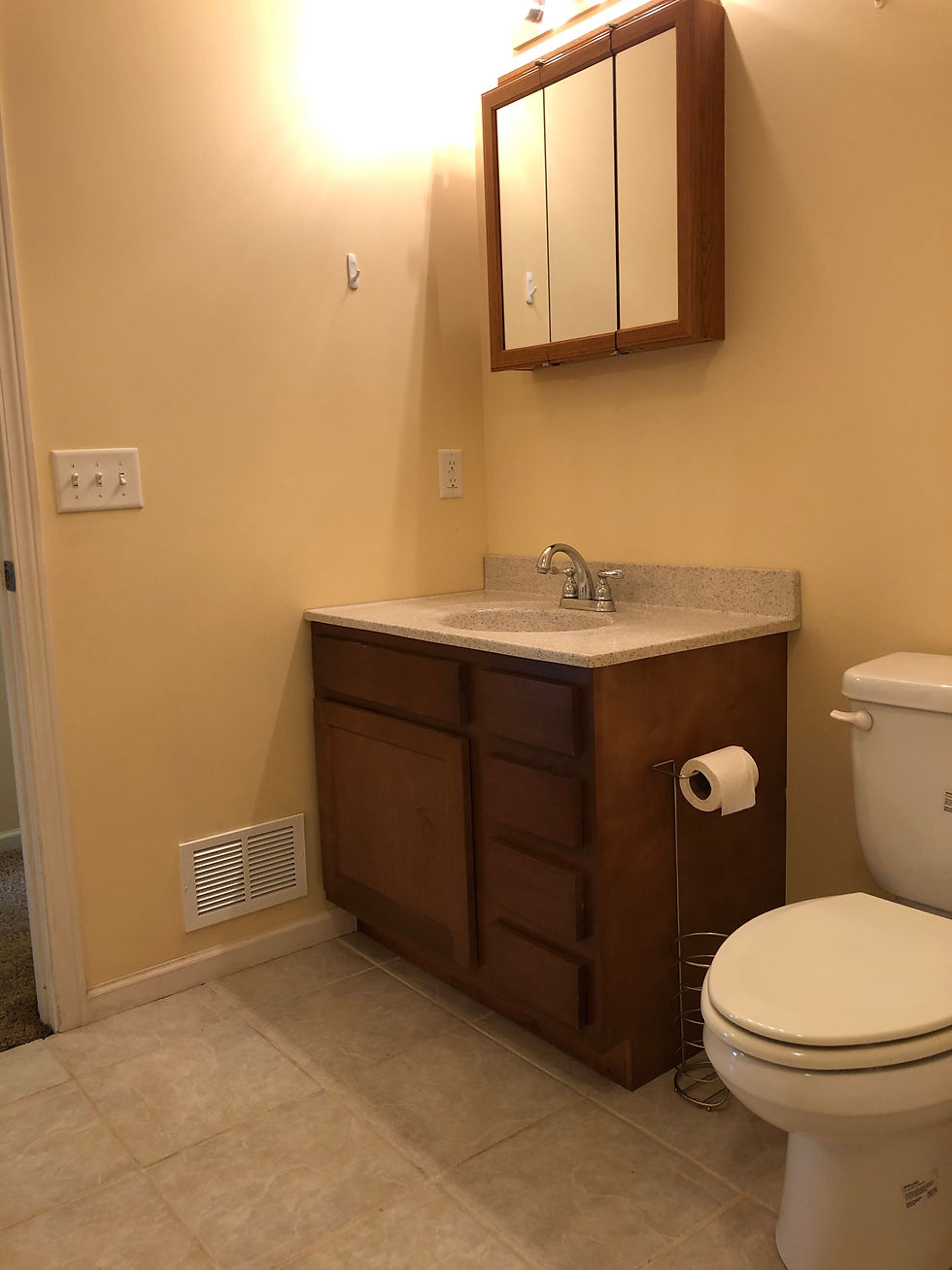 Main Floor Full Bathroom