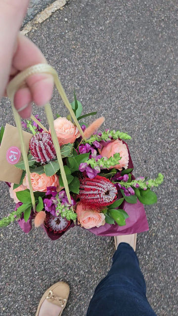 Thumbnail: Florist's Choice - Dazzling bouquet
