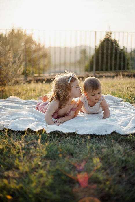 Das schönste Geschenk ist eine Schwester zu haben. 