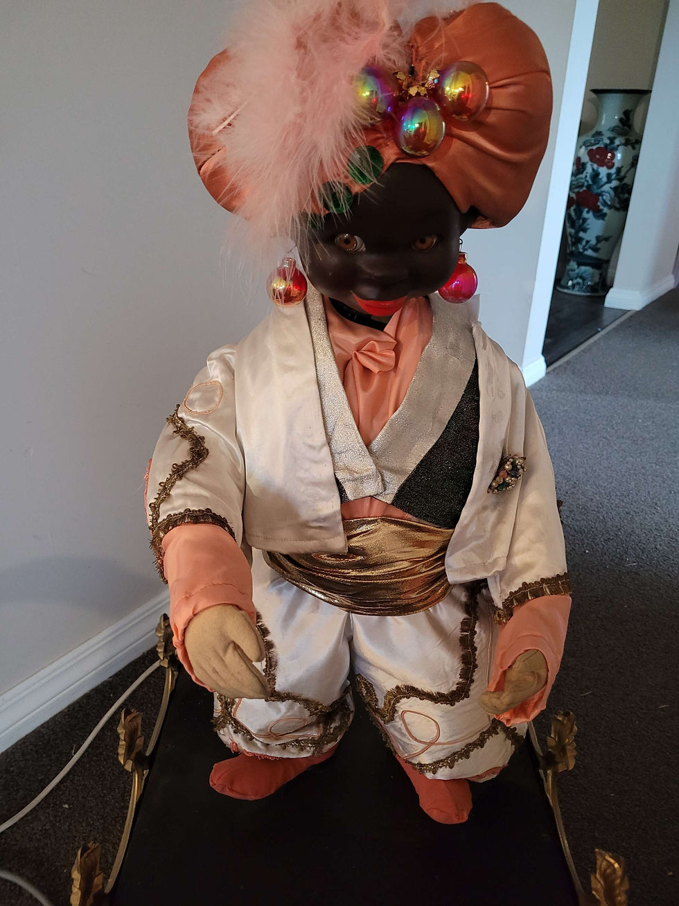 Thumbnail: Absolutely cool Animatronic / automaton Arabian Boy shop display 