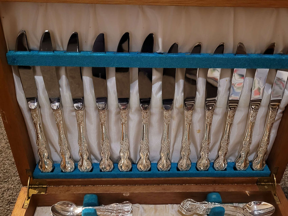 Thumbnail: Lovely Rodd silverware canteen 