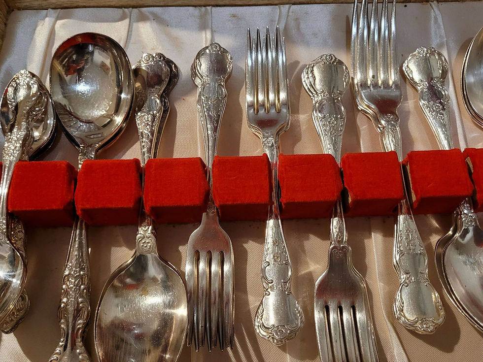 Thumbnail: Rodd silverware canteen #2