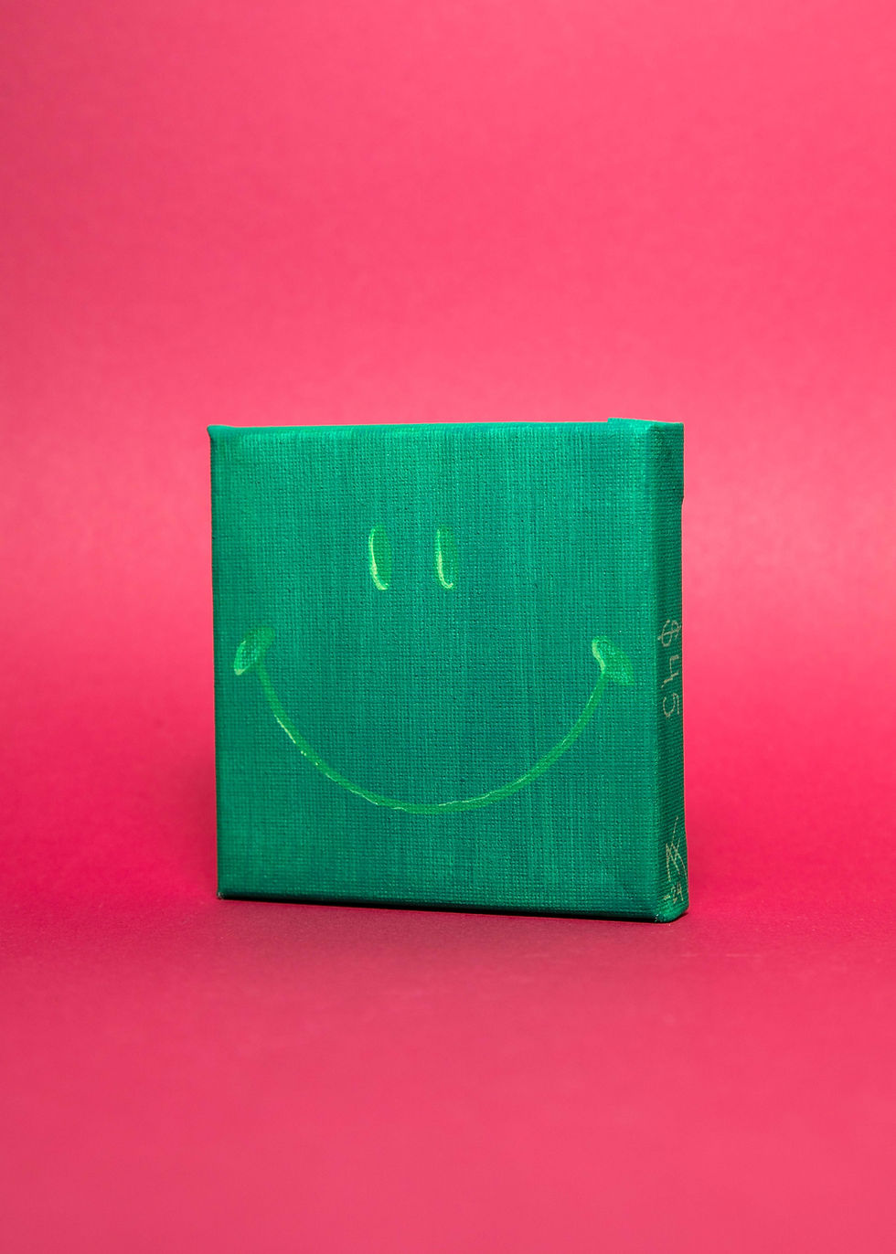Green canvas smiley