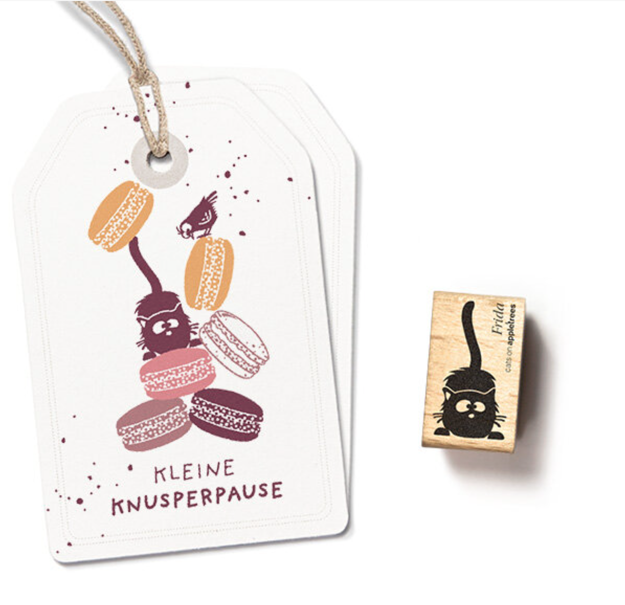 Stempel cats on appletrees:Katze Frida geduckt