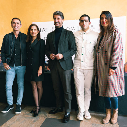 Toni Acosta y Omar Ayuso agotan entradas en el Leal para el estreno nacional de El Sonido Oculto