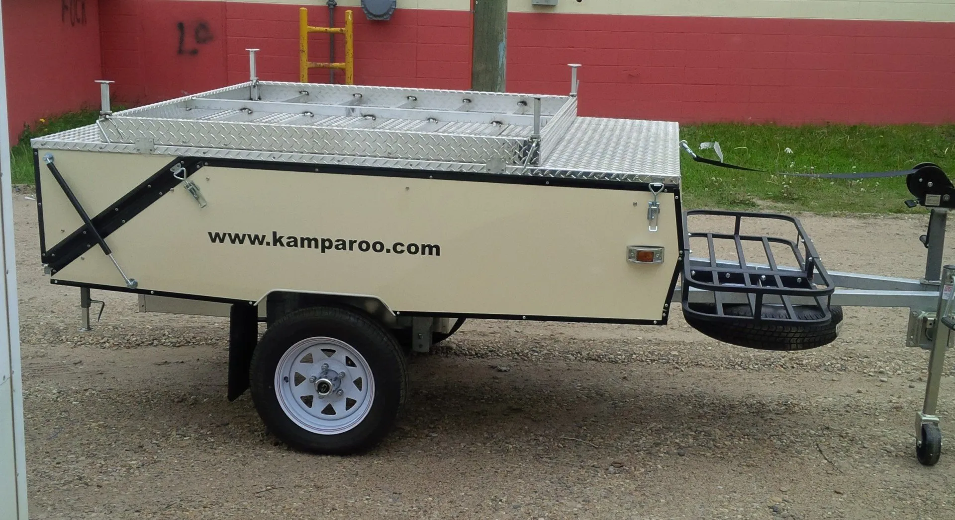 KAMPAROO CAMPERS