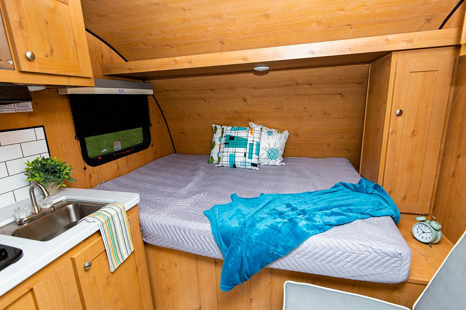 Riverside RV Retro 135