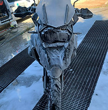Moto lavage extérieur