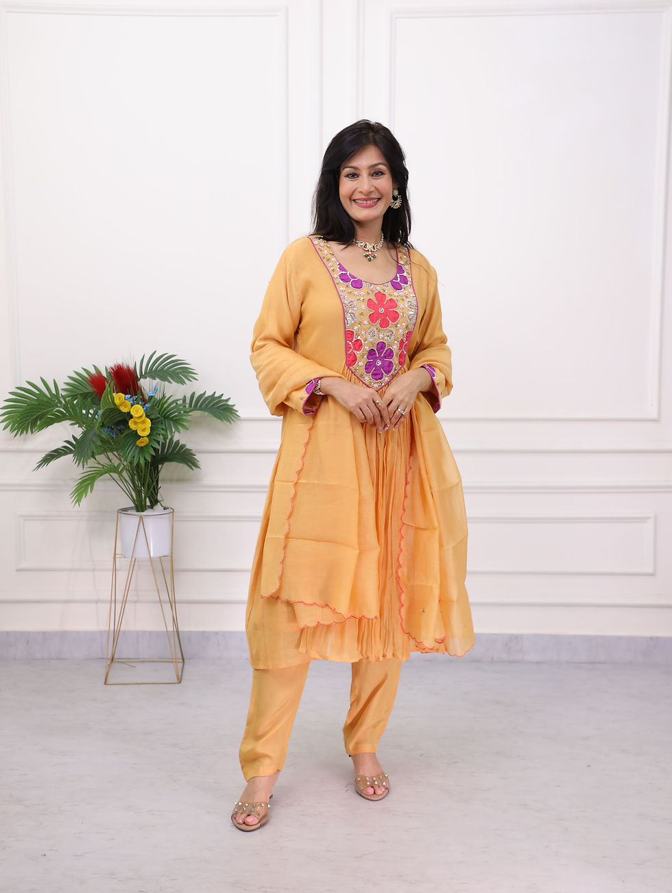 Thumbnail: Applique Mulchanderi Yellow Set