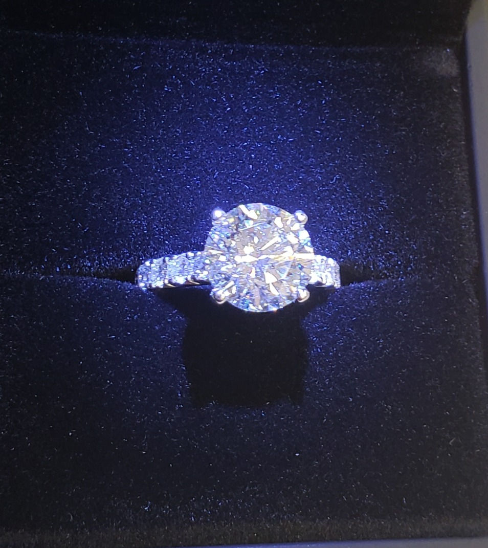 ENGAGEMENT SOLITAIRE