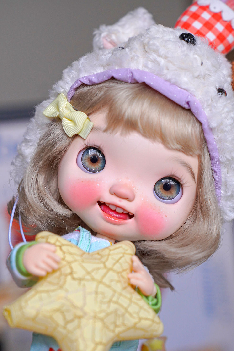 섬네일: Custom Blythe #583