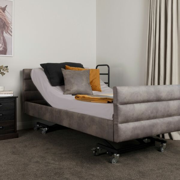 *Model IC777 Shown (Future Release Date TBD)