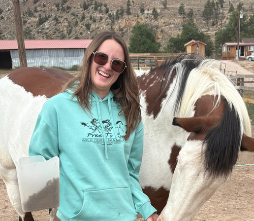 Free To Run Hooded Sweatshirt | wildhorses