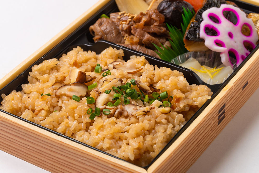 サムネイル： 山形牛焼肉と鯖塩焼き弁当
