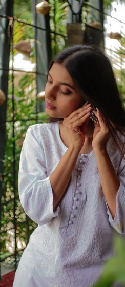 Lucknowi kurta white on white