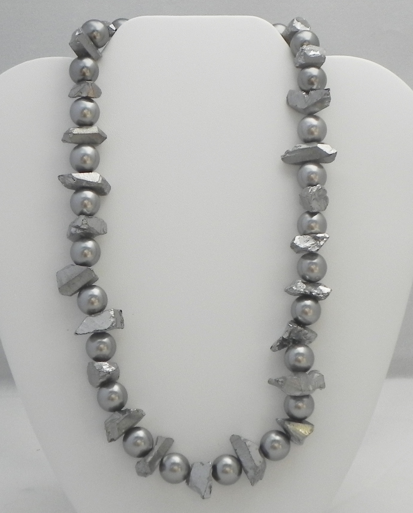 Swarovski Pearls & Quartz #827