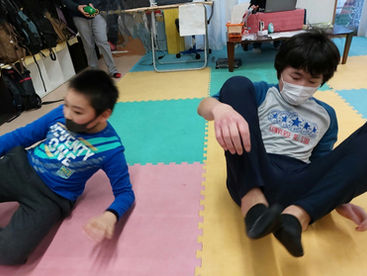 🎹2月26日(月)学童部『🎵でんでんでんぐり返しでバイバイバイ👋』