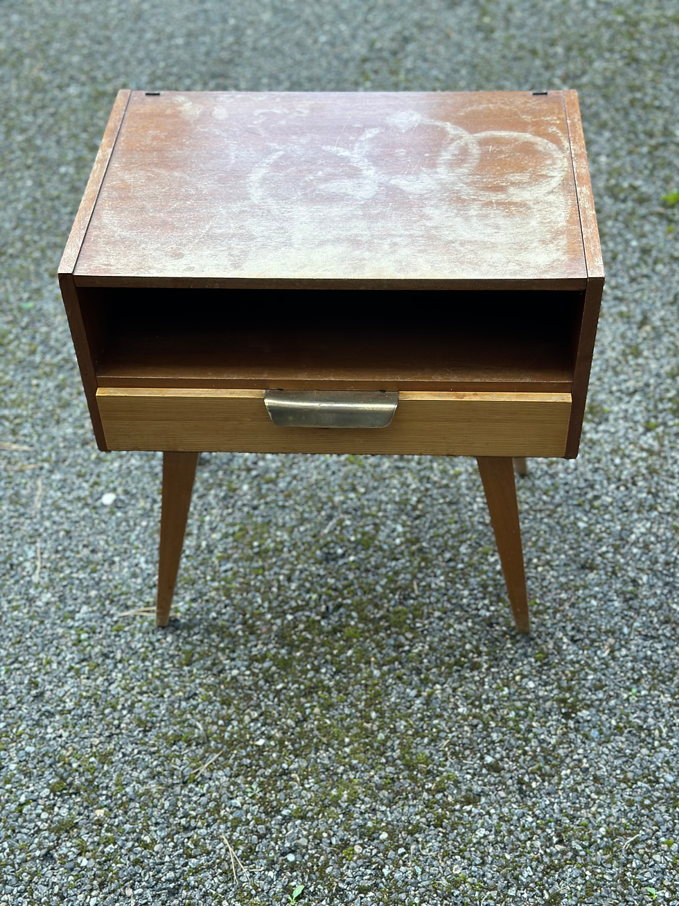 Miniaturbild: Lieblingsstück - Retro Beistelltischchen