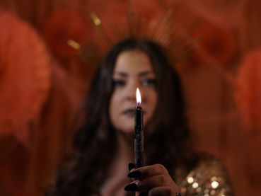 13 Tips for Communing with the Dead