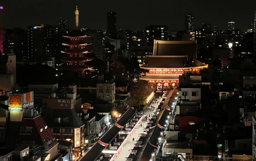 淺草寺經典必拍聖地 : 夜間點燈的五重塔