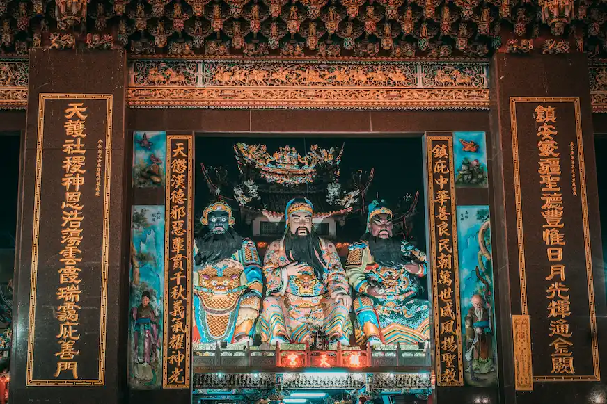 嘉義鎮天宮內部雕像