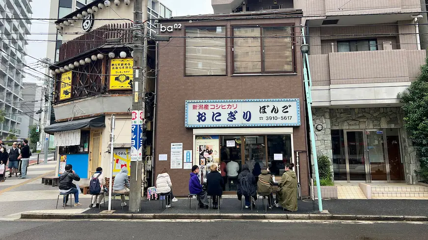 飯糰店門口大排長龍