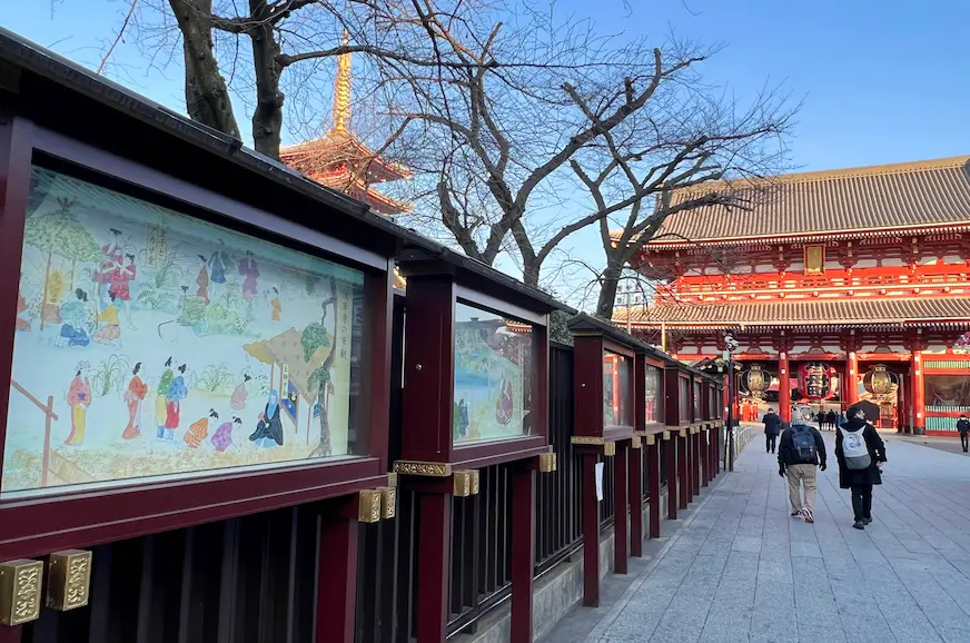 清晨的淺草寺外部景觀照