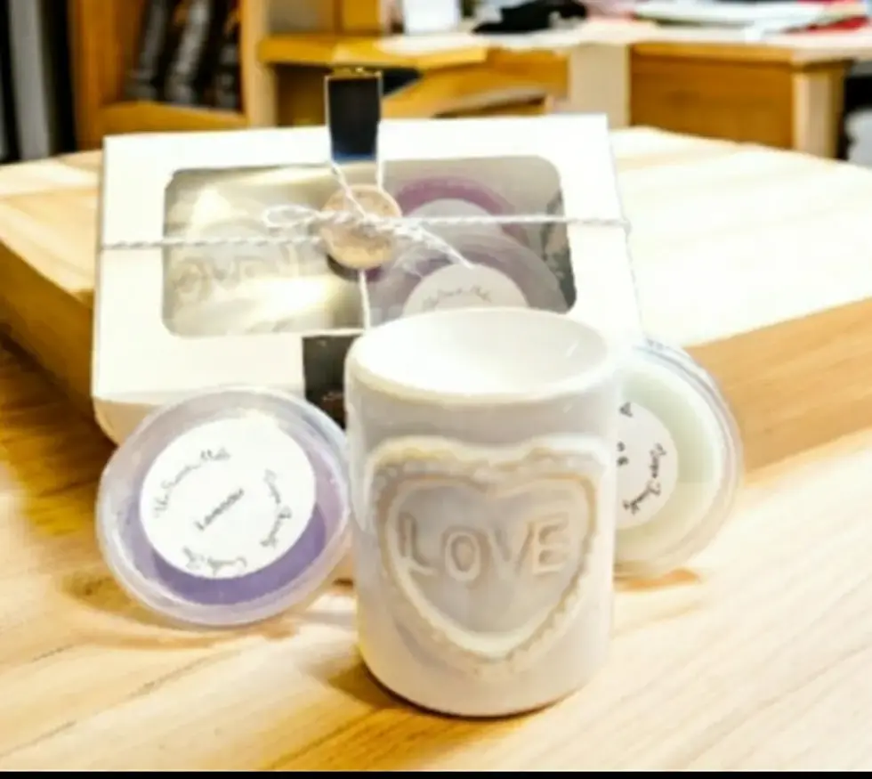 Thumbnail: Ceramic burner and 2 scented tubs gift set. Hand made highly scented soy wax.