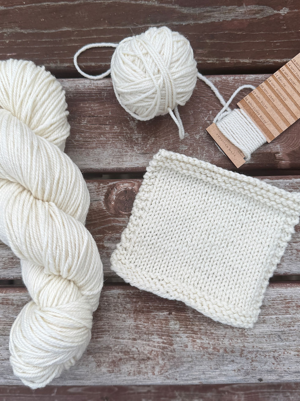 Thumbnail: 100% Wool Yarn, Merino/Columbia, DK 