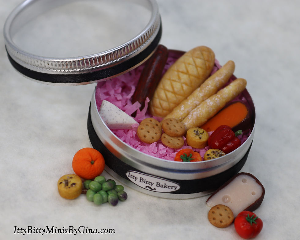 Thumbnail: Bread and Vegetable Gift Tin