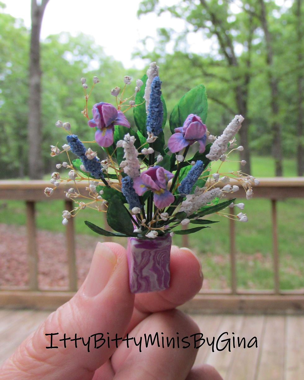 Thumbnail: Elegant Purple Iris Floral Display