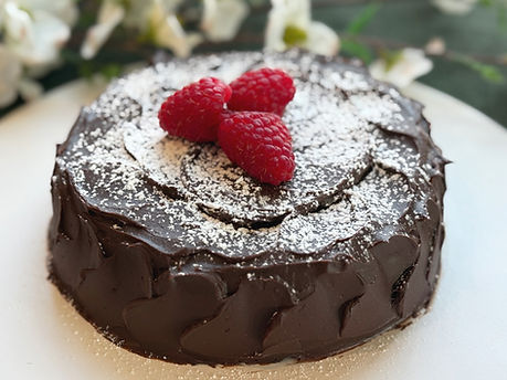 Choc_Dec_cake1.jpg